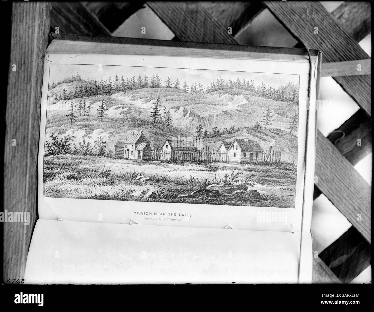 Diese Illustration von Major. Osborne Crocks Reise nach Oregon im Jahr 1849 zeigt eine Mission in der Nähe der Dalles und bietet einen Einblick in die frühe amerikanische Expansion und das Leben der Mission. Stockfoto
