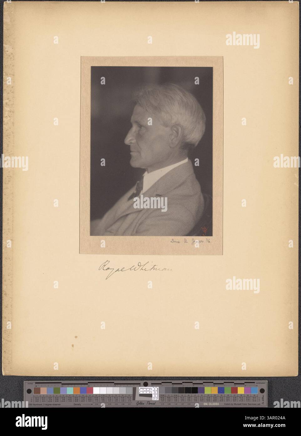 Dieses Foto zeigt ein Porträt von Royal Emerson Whitman, Teil der Doris Ulmann-Sammlung, das eine Person aus dem Amerika des frühen 20. Jahrhunderts zeigt. Stockfoto