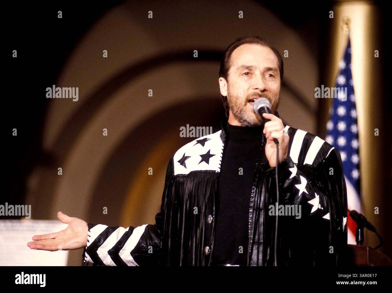 JANUAR 2011 - K0314JKEL SD0103.GERGIA SALUT AN NEWT GINGRICH..LEE GREENWOOD.. JAMES M. KELLY / 1994.COUNTRYROUNDUP(Bild: © Globe Photos/ZUMAPRESS.com) Stockfoto