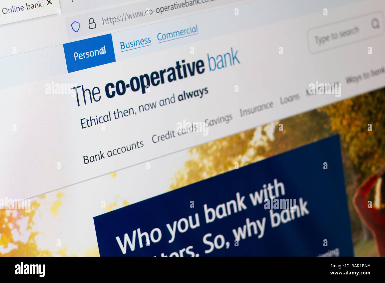 Die Co-operative Bank p.l.c. ist eine britische Privat- und Geschäftsbank mit einer kundenorientierten ethischen Politik. Hier befindet sich die Homepage der Website auf einem Computer Stockfoto