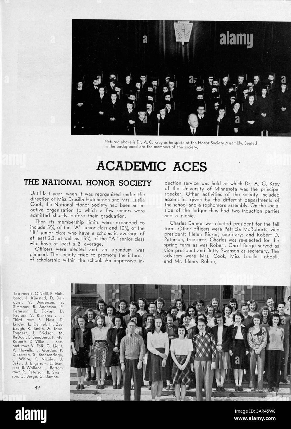 Das Jahrbuch „Centralian“ 1943 der Central High School bietet eine Momentaufnahme des Schuljahres 1942-1943, darunter Schüler, Lehrer, Vereine, Leichtathletik, und ein Fokus auf die afroamerikanische Geschichte während einer segregierten Ära. Stockfoto