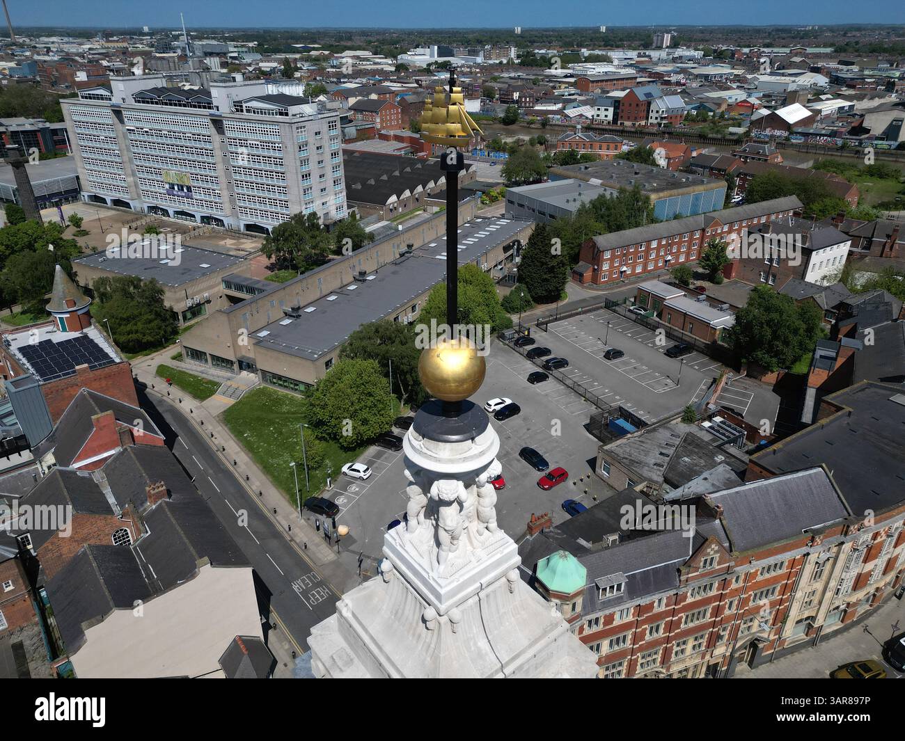 Aus der Vogelperspektive der Hull Guildhall, Sitz des Stadtrates von Hull, Standesamt, das auch als Veranstaltungsort für Konferenzen genutzt wird Stockfoto