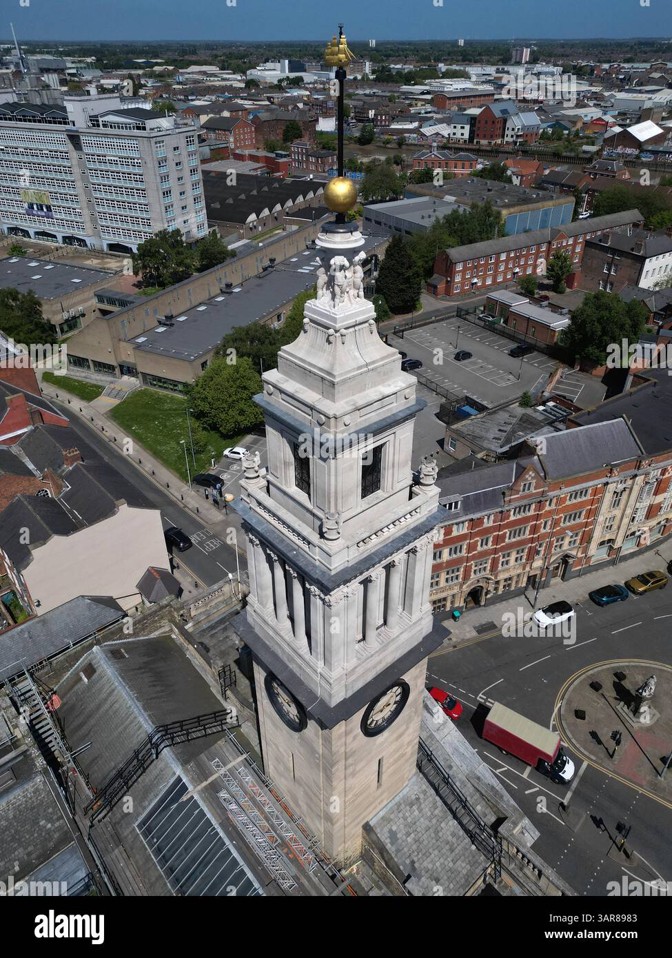Aus der Vogelperspektive der Hull Guildhall, Sitz des Stadtrates von Hull, Standesamt, das auch als Veranstaltungsort für Konferenzen genutzt wird Stockfoto