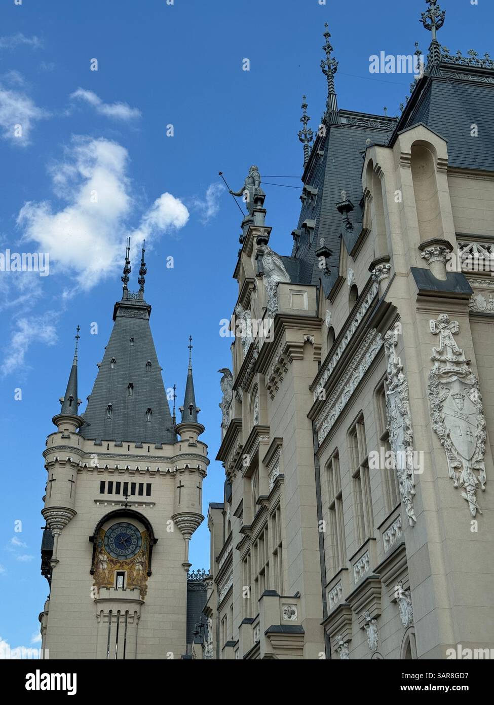 Der Kulturpalast in Iasi, Rumänien - Smartphone-aufgenommenes Stockfoto