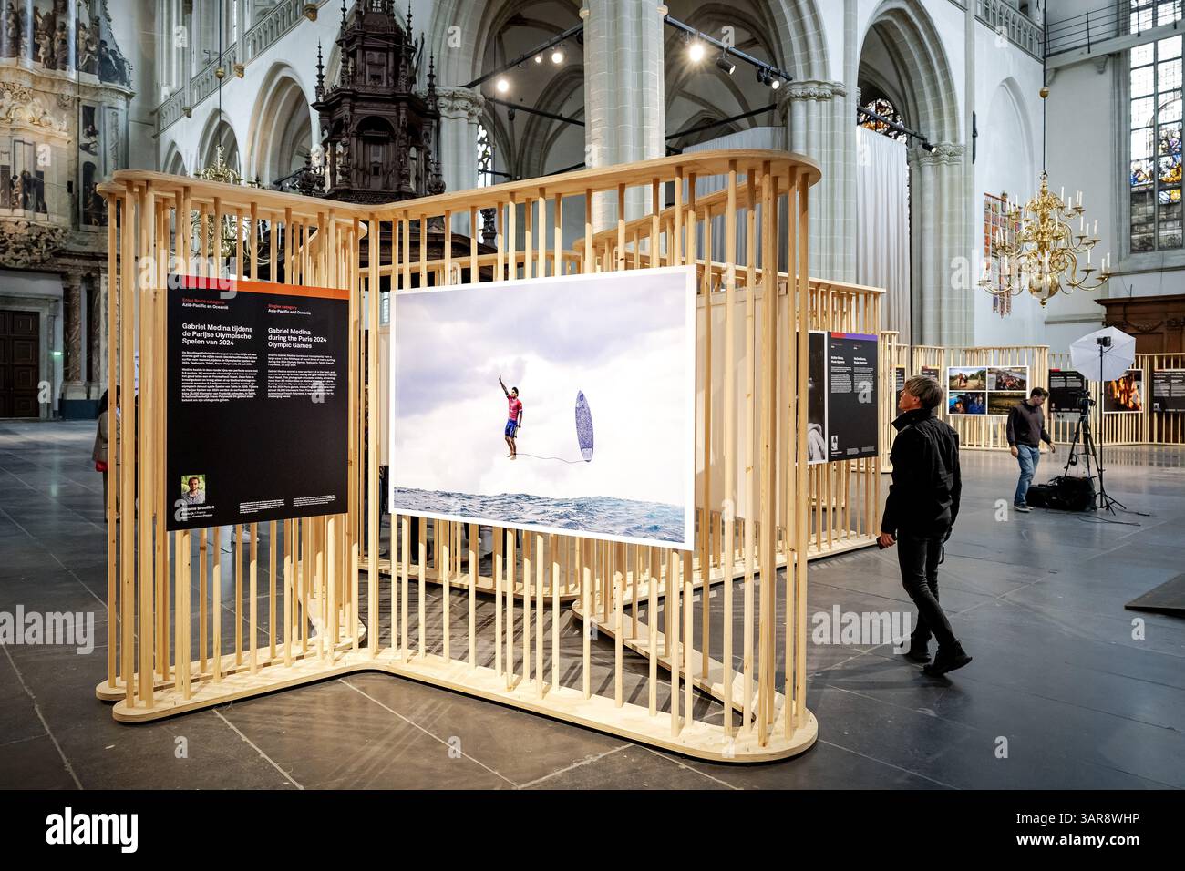AMSTERDAM - die World Press Photo Ausstellung im Nieuwe Kerk. Die World Press Photo ist eine der renommiertesten Auszeichnungen für Fotojournalisten. ANP ROBIN VAN LONKHUIJSEN niederlande aus - belgien aus Stockfoto