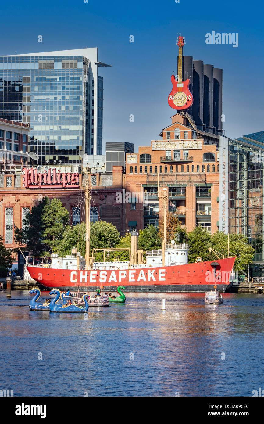 Blick auf den inneren Hafen in Baltimore, Maryland Stockfoto