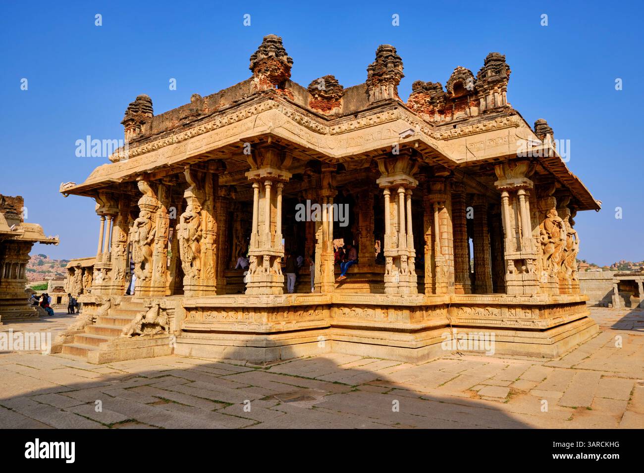 Indien, Bundesstaat Karnataka, Hampi, Hauptstadt des letzten großen hinduistischen Königreichs Vijayanagar zwischen dem 14. Und 16. Jahrhundert, Vittala-Tempel Stockfoto