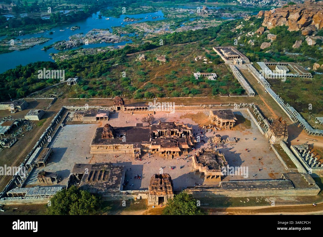 Indien, Bundesstaat Karnataka, Hampi, Hauptstadt des letzten großen hinduistischen Königreichs Vijayanagar, UNESCO-Weltkulturerbe, Vittala-Tempel Stockfoto