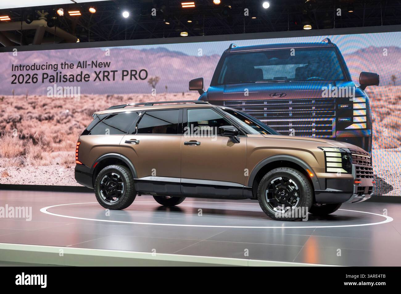 New York, Usa. April 2025. Der neue Hyundai Palisade XRT Pro 2026 wurde während der Pressevorschau der 125. Internationalen Auto Show im Jacob Javits Convention Center vorgestellt. Quelle: SOPA Images Limited/Alamy Live News Stockfoto