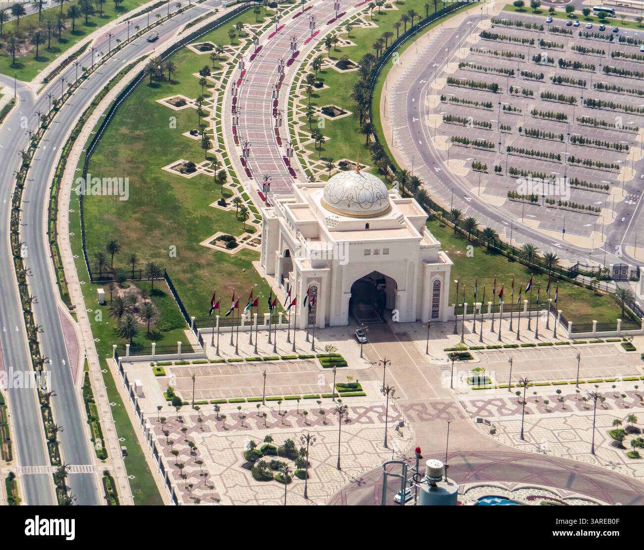 Abu Dhabi. VAE. Eintritt zum Präsidentenpalast in der Innenstadt von Abu Dhabi. VAE. Vereinigte Arabische Emirate. Stockfoto