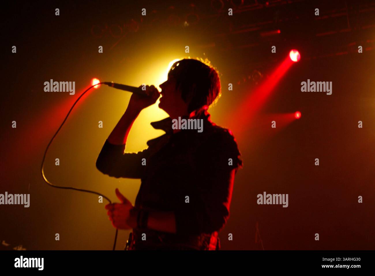 14. Januar 2010: New York, New York, USA: JULIAN CASABLANCAS spielt Lieder seines Soloalbums Phrazes for the Young am Terminal 5. (Kreditbild: © Aviv Small/ZUMA Press) Stockfoto