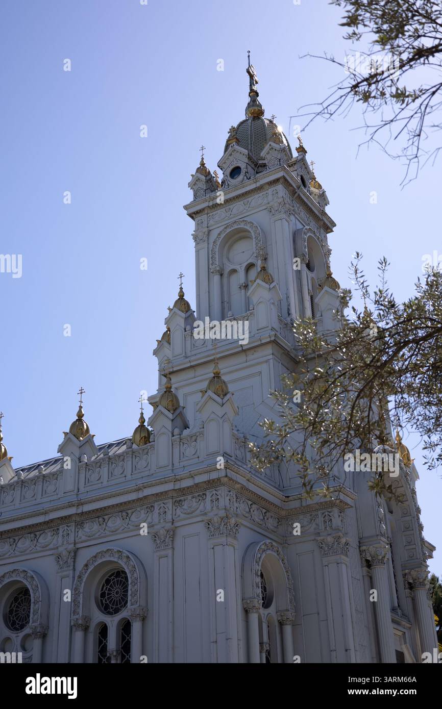 Die Bulgarisch-orthodoxe Stephanskirche oder auch bekannt als Eiserne Kirche und Sveti Stefan in Istanbul, Balat Stockfoto