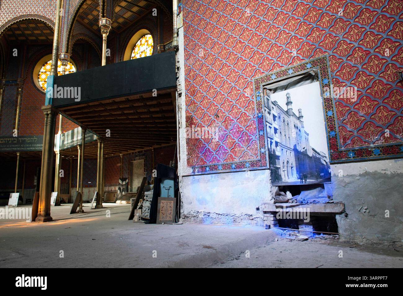 1. Mai 2013 - Budapest, Ungarn - die Rumbacher Straßensynagoge. 1872 erbaut, im islamischen Stil gestaltet und gemalt, ist es heute eher ein Museum, da es keine funktionierende Synagoge ist. (Bild: © Hans Van Rhoon/ZUMA Wire/ZUMAPRESS.com) Stockfoto