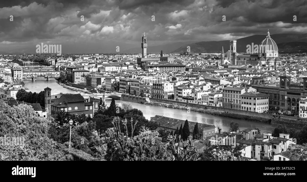 Santa Maria del Fiore, gotische Kathedrale, toskanischer Typ, Renaissanceduppel, Florenz, Kathedrale von Florenz, Arnolfo di Cambio, Giotto di Bondone, Kreuzrippe Stockfoto