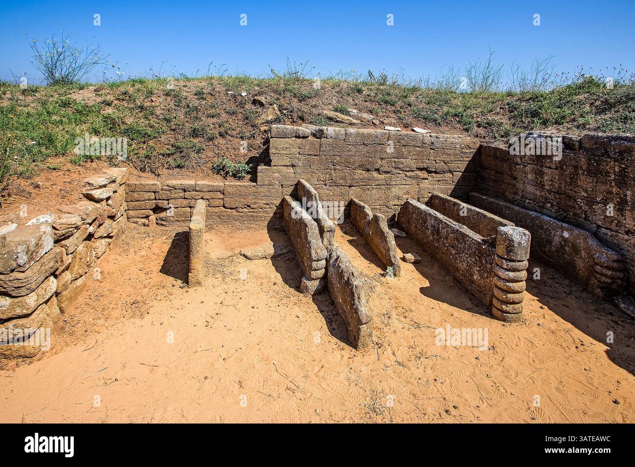 Italien Toskana Populonia necropilis von San Cerbone - Grabmal der Bestattungsbetten Stockfoto
