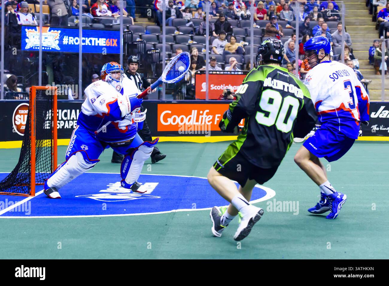 25. März 2016: Ben McIntosh (90), Saskatchewan Rush, trifft einen Torschuss. (Kreditbild: © Angel Marchini via ZUMA Wire) Stockfoto
