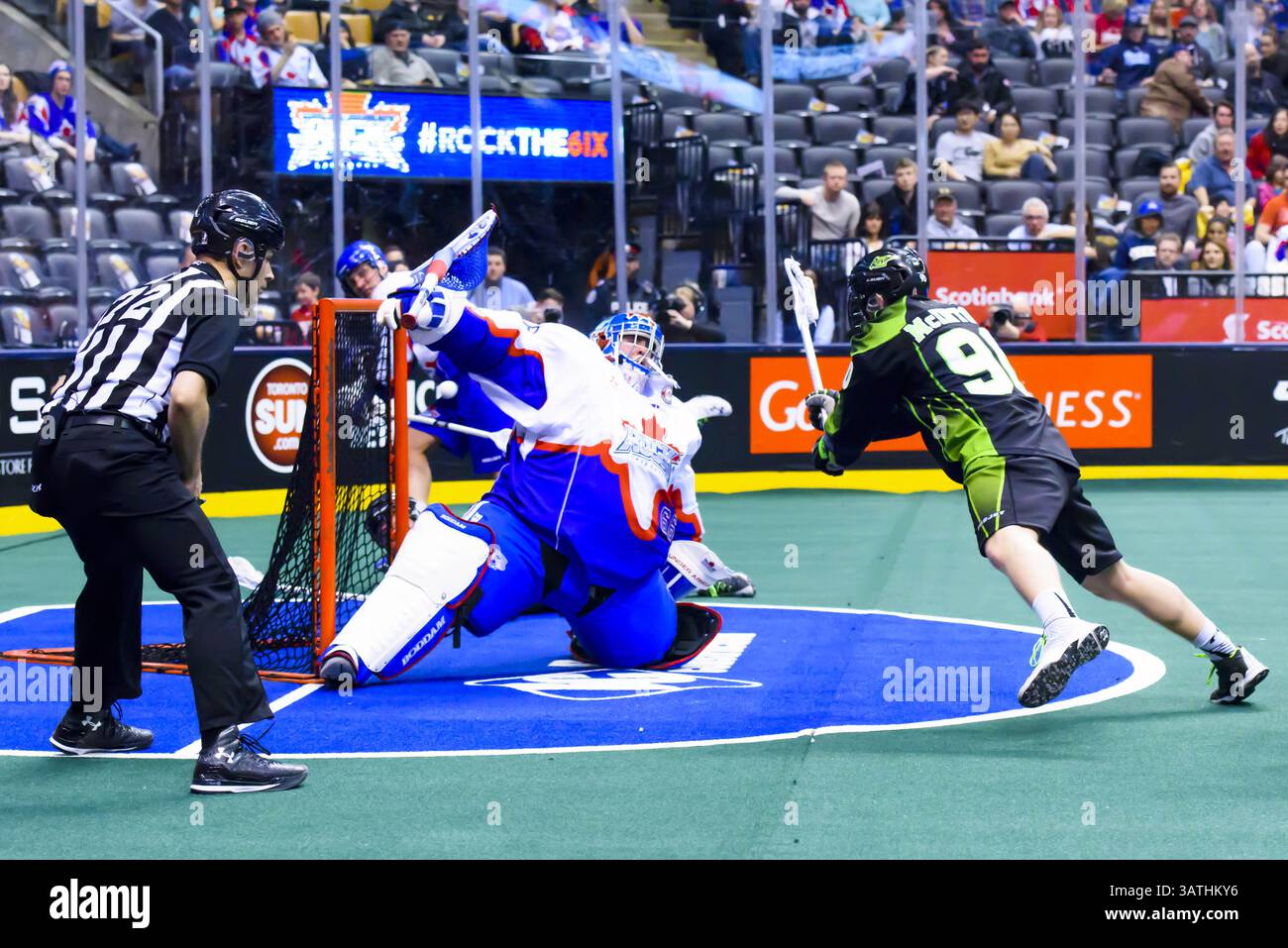 25. März 2016 – Saskatchewan Rush Stürmer Ben McIntosh (90) macht einen Schuss auf Tor und Ergebnisse (Credit Image: © Angel Marchini via ZUMA Wire) Stockfoto