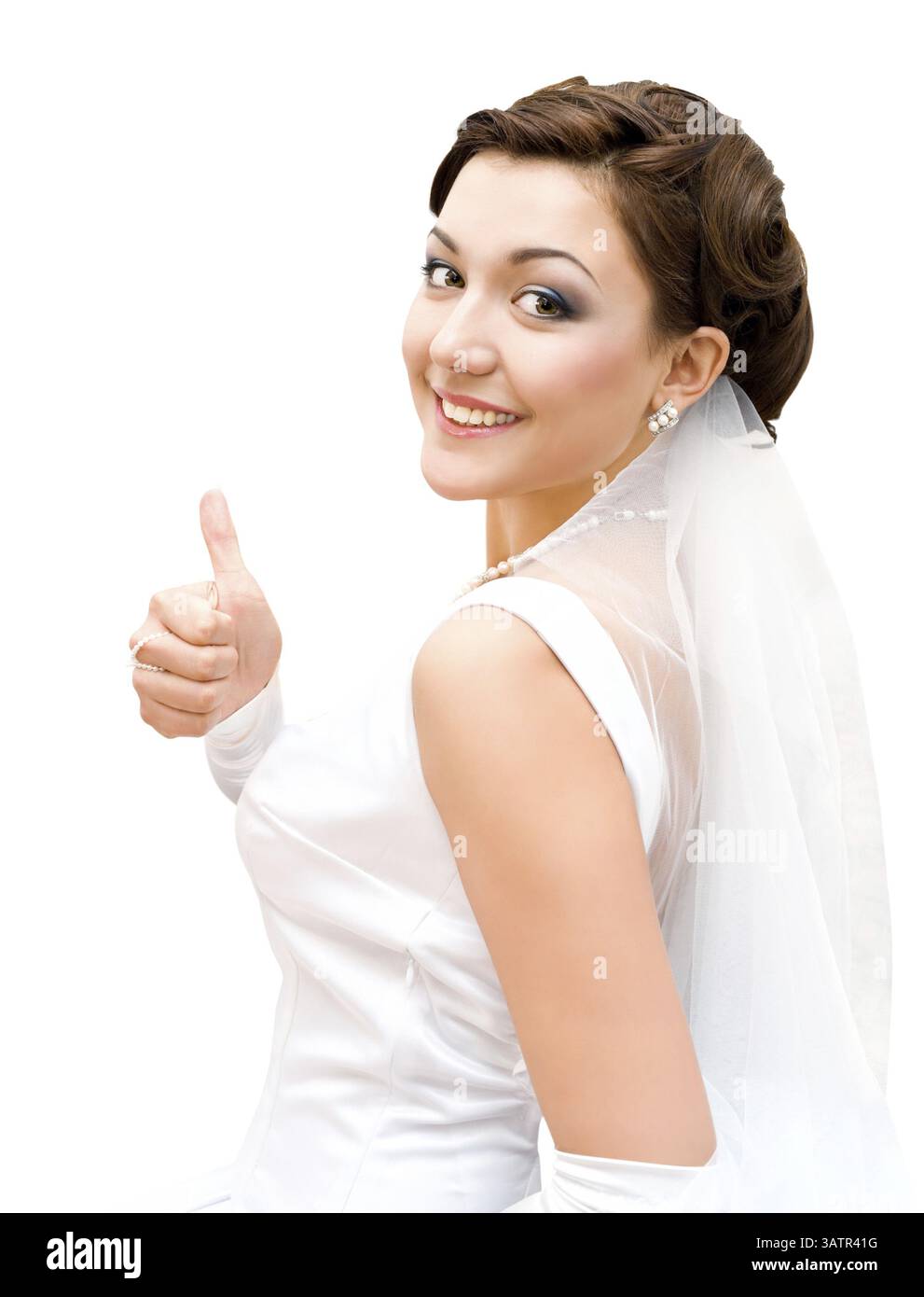 Die junge, charmante Braut schaut in die Kamera, isoliert Stockfoto