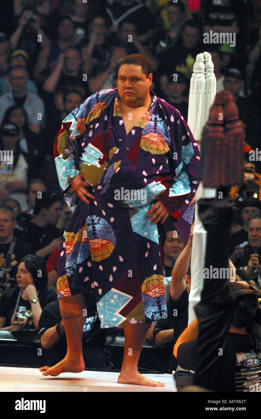 April 2005 – Los Angeles, KALIFORNIEN, USA – K42523MR.WRESTLEMANIA 21 IM STAPLES CENTER. LOS ANGELES, CA. 04.02.05. MILAN RYBA/2005.AKEBONO.(Bild: © Globe Photos/ZUMAPRESS.com) Stockfoto