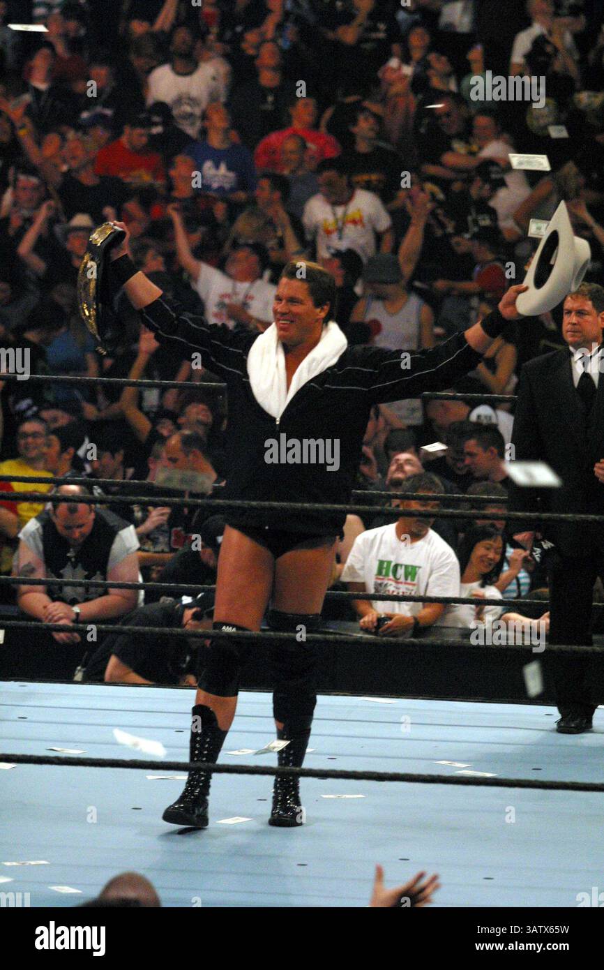 April 2005 – Los Angeles, KALIFORNIEN, USA – K42523MR.WRESTLEMANIA 21 IM STAPLES CENTER. LOS ANGELES, CA. 04.02.05. MILAN RYBA/2005.JBL.(Kreditbild: © Globe Photos/ZUMAPRESS.com) Stockfoto