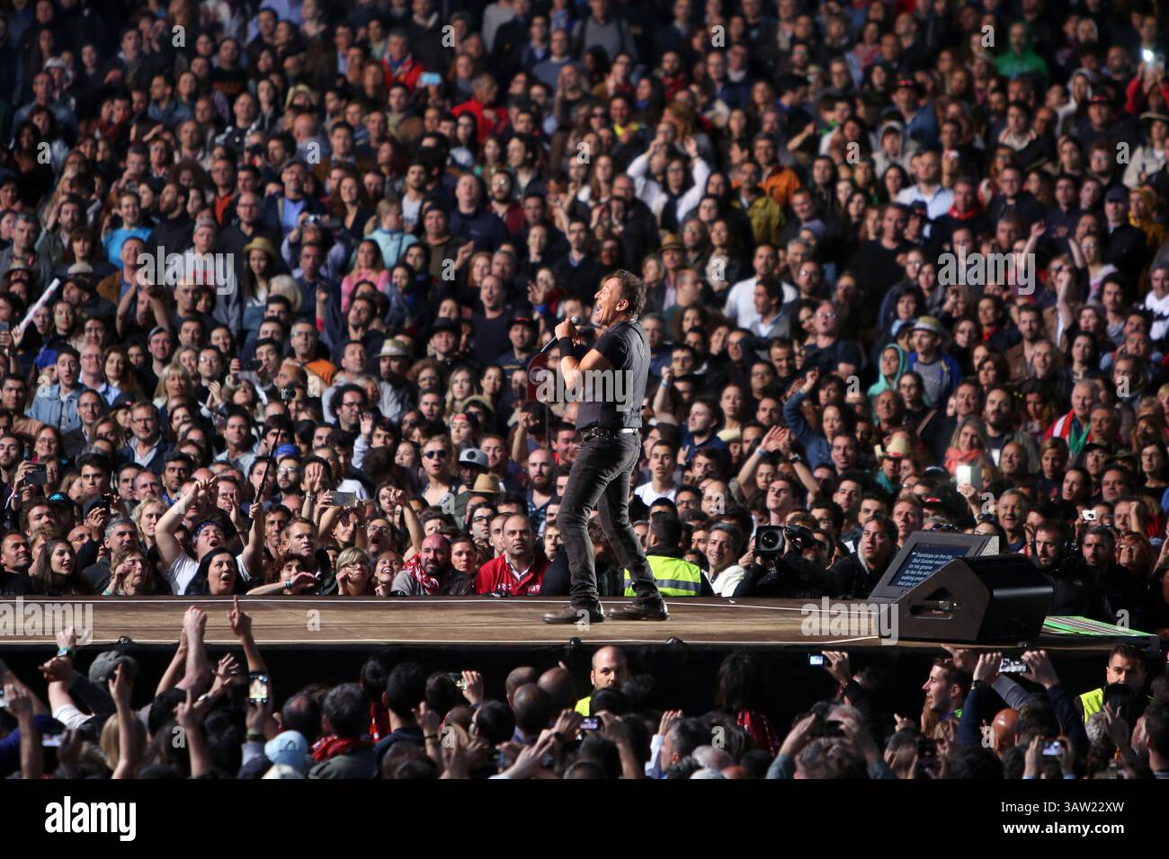 20. Mai 2016 – Estoril, Portugal – die Amerikaner Bruce Springsteen und die E Street Band treten am 19. Mai 2016 beim Rock in Rio Lisboa 2016 Musikfestival in Lissabon auf. Rock in Rio gilt als das größte Musikfestival der Welt und wird zum 11. Mal in Lissabon veranstaltet. Foto: Pedro Fiuza (Foto: © Pedro Fiuza Via ZUMA Wire) Stockfoto