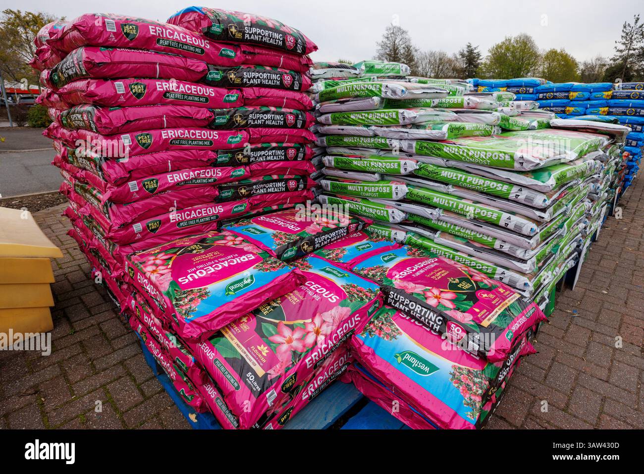 Kompost im Garden Centre, Wales, Großbritannien Stockfoto