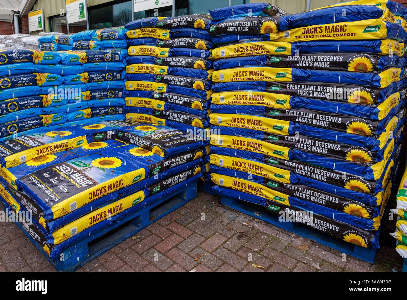 Kompost im Garden Centre, Wales, Großbritannien Stockfoto