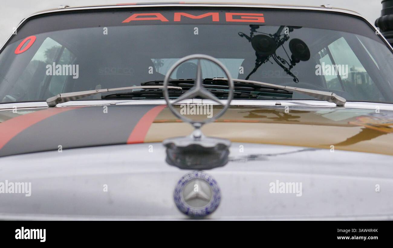 Mercedes-Benz emblem Stockfoto