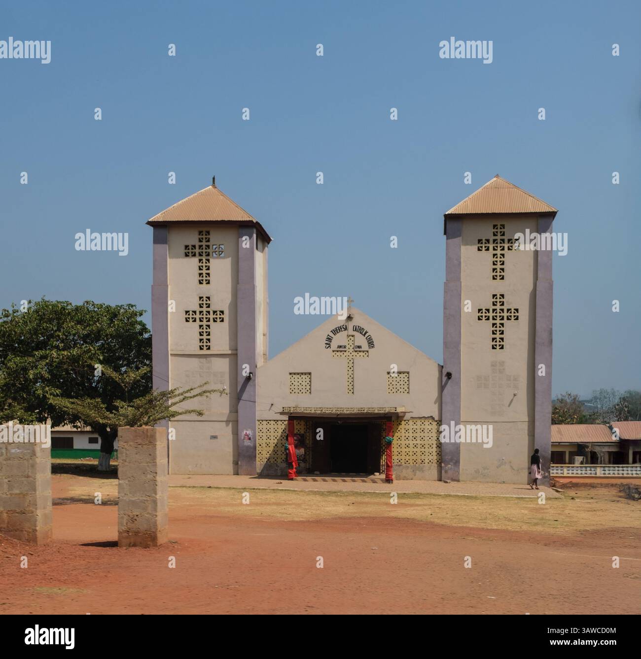 Ghana, Aworowa. Die katholische Kirche St. Theresia nördlich von Techiman. Stockfoto