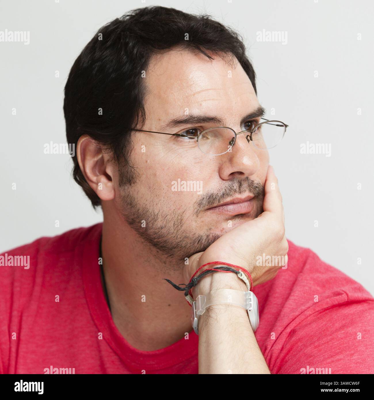 4. Mai 2009 – Hollywood, Kalifornien, USA – Regisseur Carlos Cuaron des Films „Rudo y Cursi“, fotografiert am 4. Mai 2009 in Los Angeles, KALIFORNIEN (Foto: © Armando Gallo/ZUMA Studio) Stockfoto