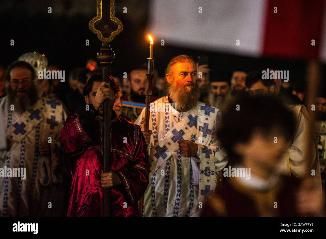Mzcheta, Georgia, 20. März 2025. Geistliche nehmen an einer Osterprozession vor der Svetitskhoveli-Kathedrale Teil. Ilya Vaga / Alamy Live News Stockfoto