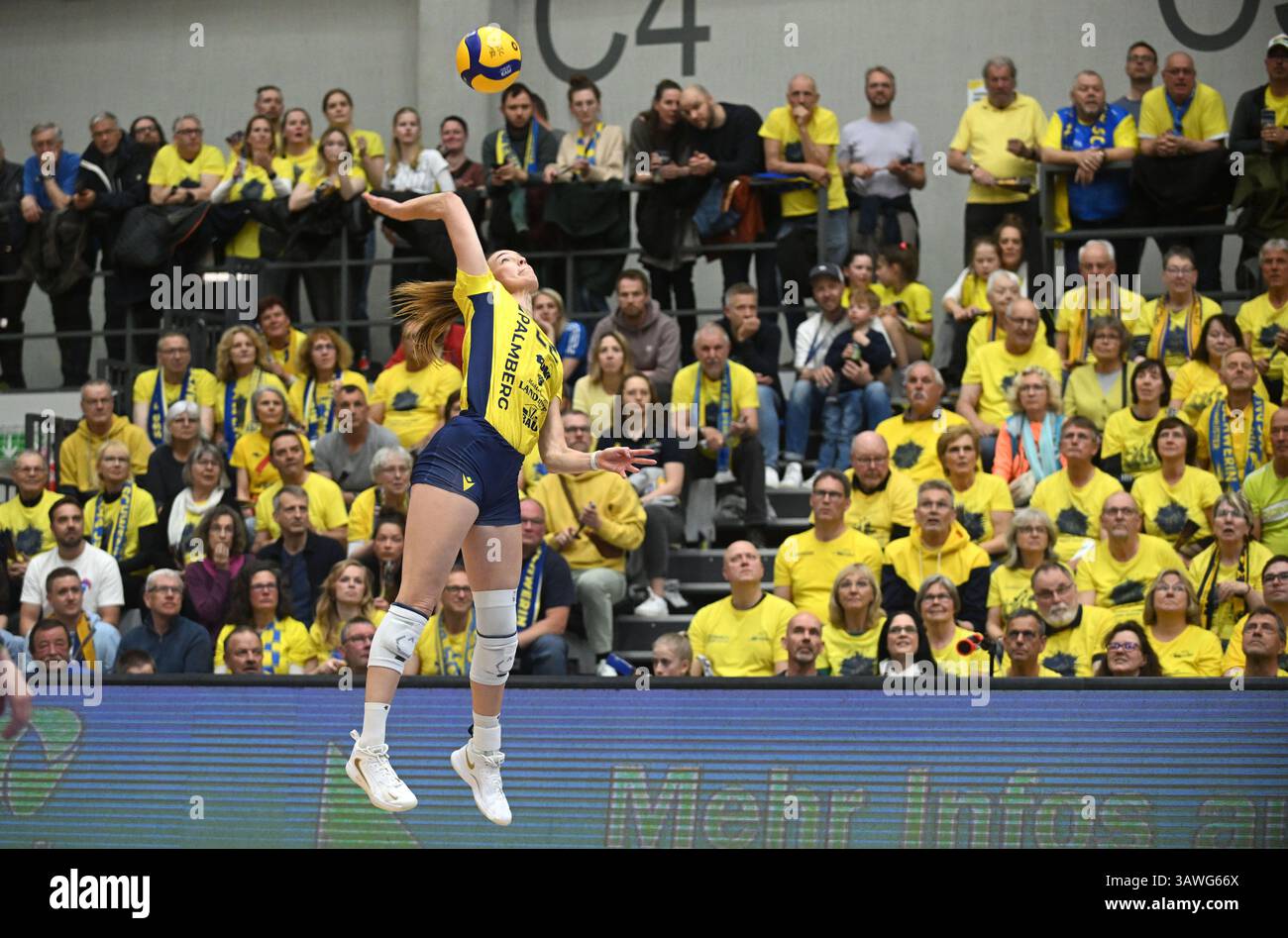 Schwerin, Deutschland. April 2025. Volleyball, Frauen: Bundesliga, SSC Palmberg Schwerin - Dresdner SC, Meisterschaftsrunde, Finale, Spieltag 1: Schwerins Rose Jaelyn Keene. Quelle: Michael Schwartz/dpa/Alamy Live News Stockfoto
