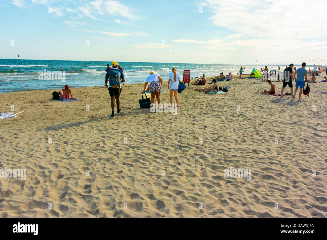 Montpellier, Frankreich, Große Menschenmassen, Sommerurlauber, Strandszenen, Palavas-les-Flots, Landschaft Stockfoto