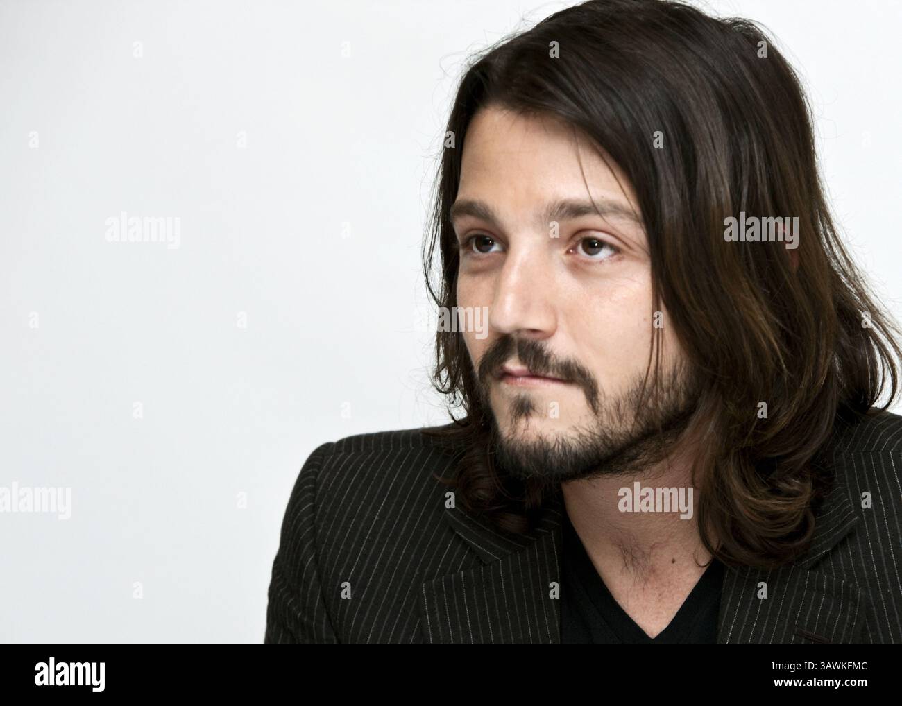 4. Mai 2009 – Hollywood, Kalifornien, USA – Schauspieler Diego Luna des Films „Rudo y Cursi“, fotografiert am 4. Mai 2009 in Los Angeles, KALIFORNIEN (Foto: © Armando Gallo/ZUMA Studio) Stockfoto