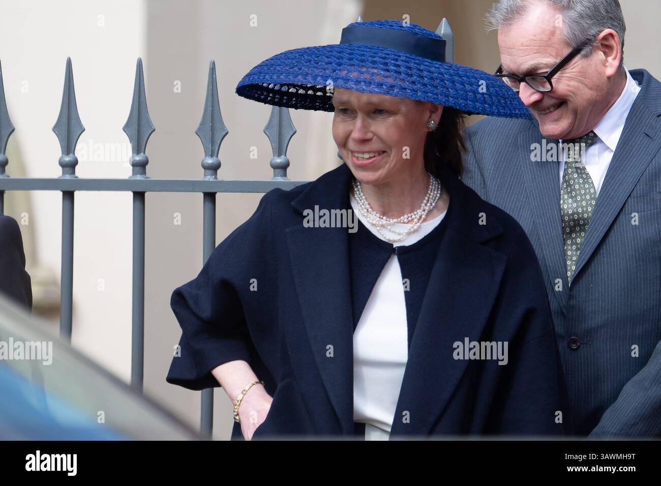 Windsor, Berkshire, Großbritannien. April 2025. Lady Sarah Chatto, Tochter der verstorbenen Prinzessin Margaret, verließ die St. George's Chapel, nachdem sie am Ostersonntag teilgenommen hatte. Quelle: Maureen McLean/Alamy Live News Stockfoto
