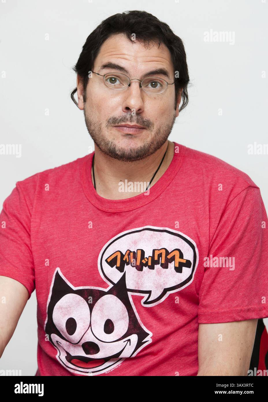 4. Mai 2009 – Hollywood, Kalifornien, USA – Regisseur Carlos Cuaron des Films „Rudo y Cursi“, fotografiert am 4. Mai 2009 in Los Angeles, KALIFORNIEN (Foto: © Armando Gallo/ZUMA Studio) Stockfoto