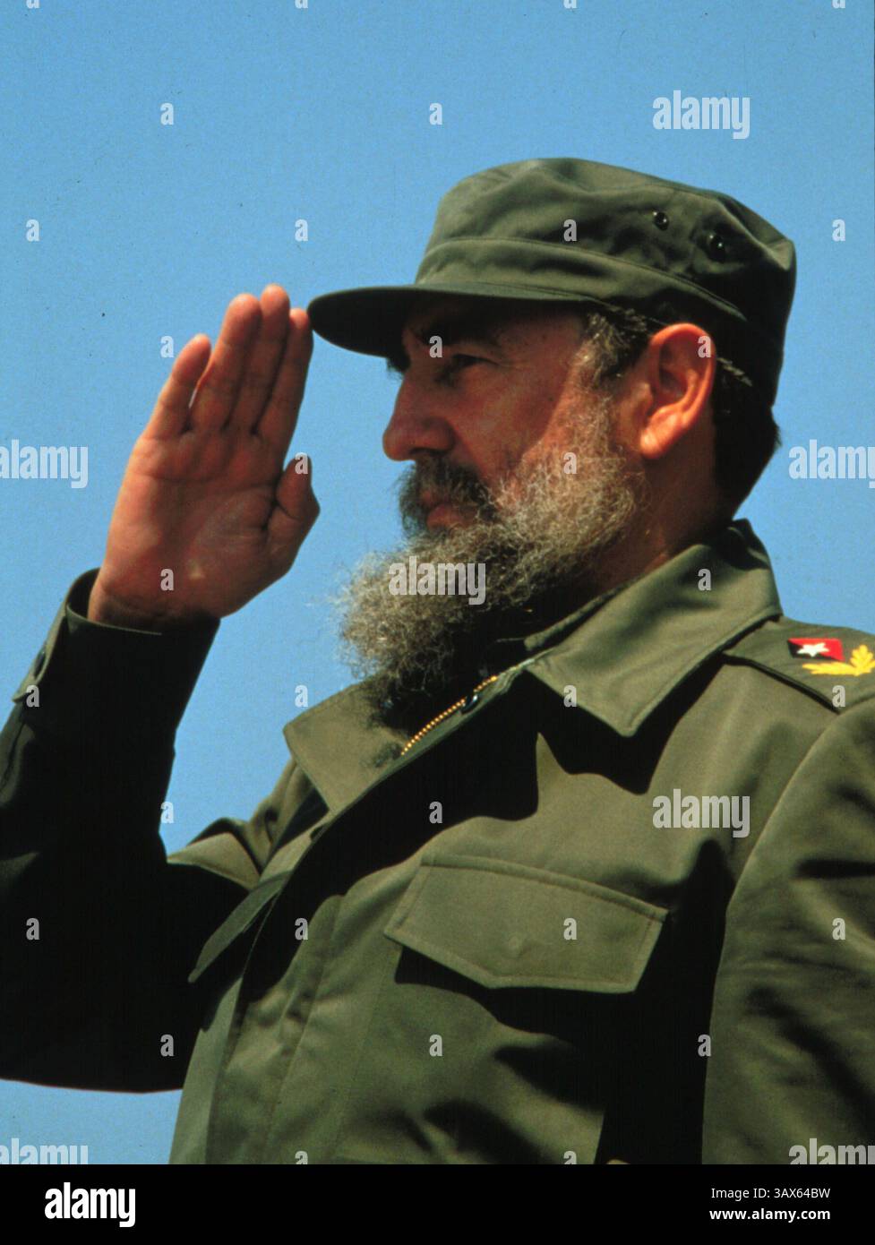 26. November 2016: Der kubanische Politiker und Revolutionär FIDEL CASTRO starb im Alter von 90 Jahren, teilte das kubanische Staatsfernsehen am Samstag mit und beendete damit eine Ära für Land und Welt. Bild: 14. September 1986 - Simbabwe - kubanischer Diktator FIDEL CASTRO in Afrika, offizieller Staatsbesuch in Simbabwe. (Bild: © Piers Cavendish/ZUMA Wire) Stockfoto