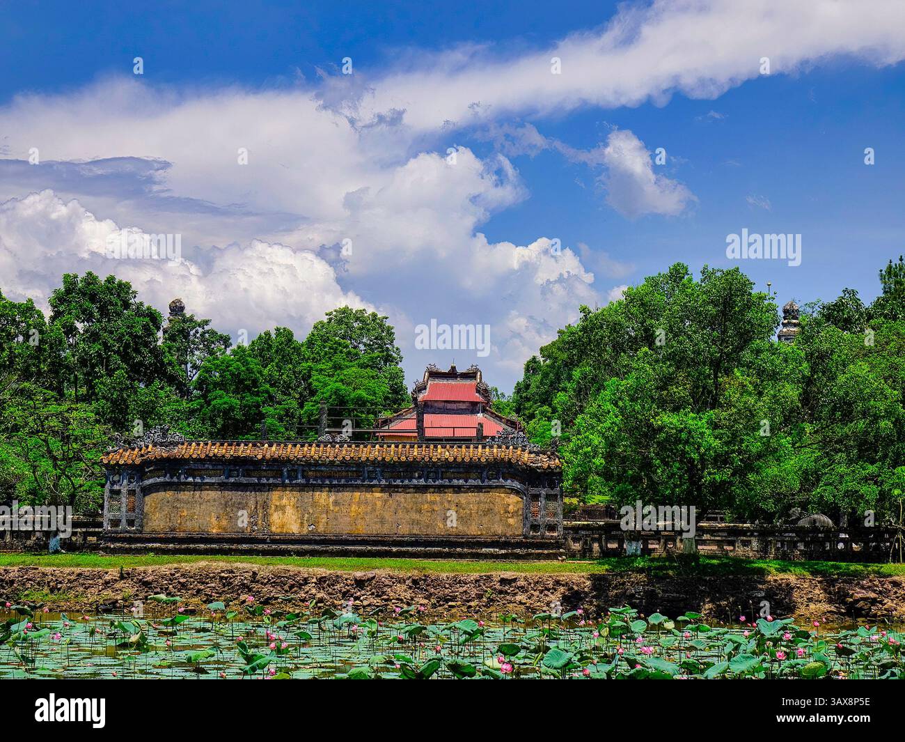 Das Grab von Thieu Tri, dem dritten Kaiser der Nguyen-Dynastie, wurde von der UNESCO als Weltkulturerbe in Hue, Vietnam, anerkannt Stockfoto