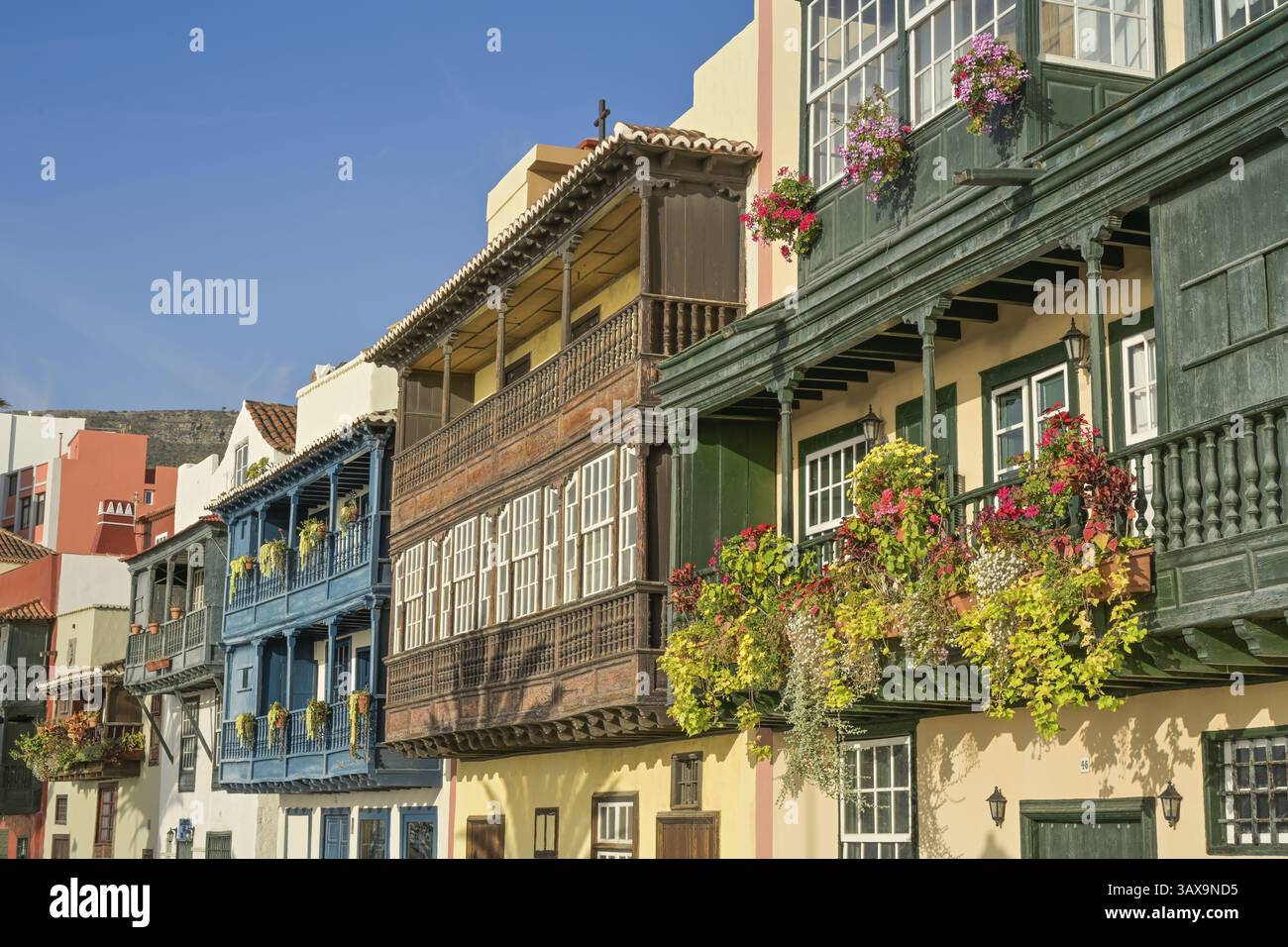 Ort of Interest Balcones Tipicos an der Avenida Maritima, Santa Cruz de La Palma, La Palma, Spanien, Europa Stockfoto