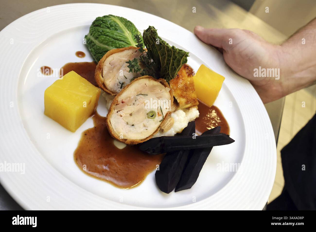 Maishuhn mit Mandelpanierung Stockfoto