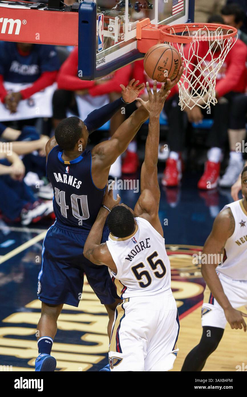 26. Dezember 2016: Harrison Barnes (40) der Dallas Mavericks spielt im Mercedes-Benz Superdome in New Orleans, LA, gegen E’Twaun Moore (55). New Orleans Pelicans gewann 111:104. Stephen Lew/CSM(Credit Image: &Copy; Stephen Lew/CSM via ZUMA Wire) Stockfoto