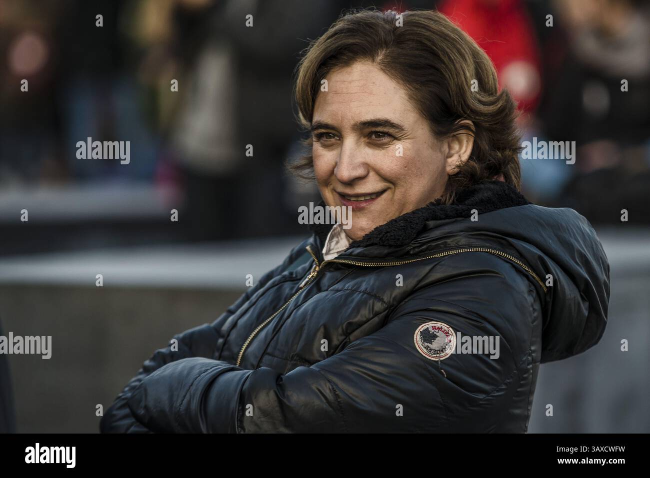 5. Januar 2017 - Mayoress ADA COLAU erwartet die drei heiligen Könige im Hafen von Barcelona (Foto: © Matthias Oesterle Via ZUMA Wire) Stockfoto