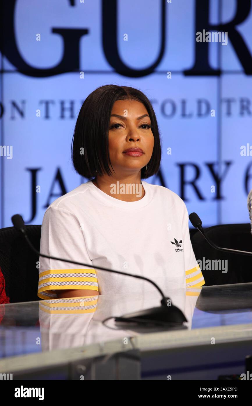 12. Dezember 2016 - Merritt Island, FL, USA - die Schauspielerin Taraji Henson spricht während einer Pressekonferenz für den kommenden Film Hidden Figures im Kennedy Space Center Press Site Auditorium am 12. Dezember 2016 in Merritt Island, Florida. Der Film basiert auf den afroamerikanischen Frauen, die 1962 am NASA-Projekt Mercury Missionen arbeiteten. (Kreditbild: © Kim Shiflett/NASA via ZUMA Wire) Stockfoto