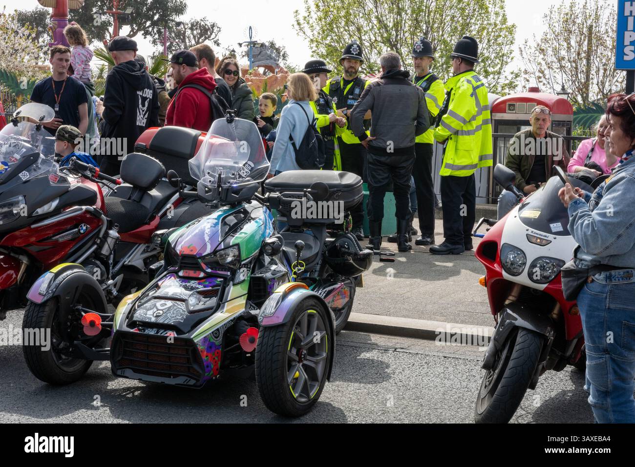Southend Essex 21. April 2025 Southend Shakedown ist ein legendäres Motorradevent am Meer, das Tausende von Motorradfahrern und -Enthusiasten an die Küste von Southend bringt. Quelle: Ian Davidson/Alamy Live News Stockfoto
