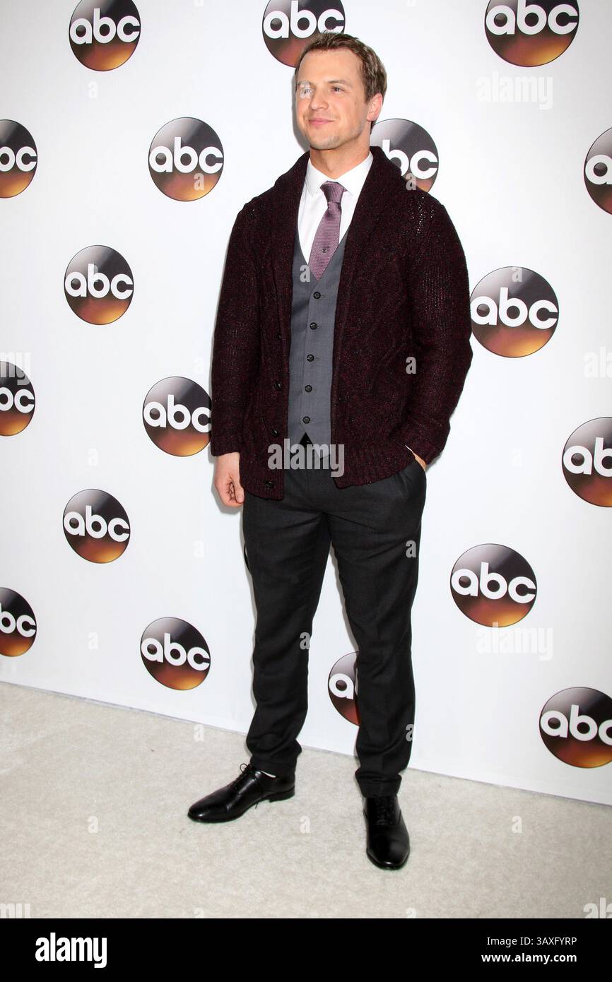 10. Januar 2017 - Pasadena, CA, USA - LOS ANGELES - 10. JAN: Freddie stroma bei der Disney/ABC TV TCA Winter 2017 Party im Langham Hotel am 10. Januar 2017 in Pasadena, CA (Kreditbild: © Kathy Hutchins/Newscom via ZUMA Press) Stockfoto