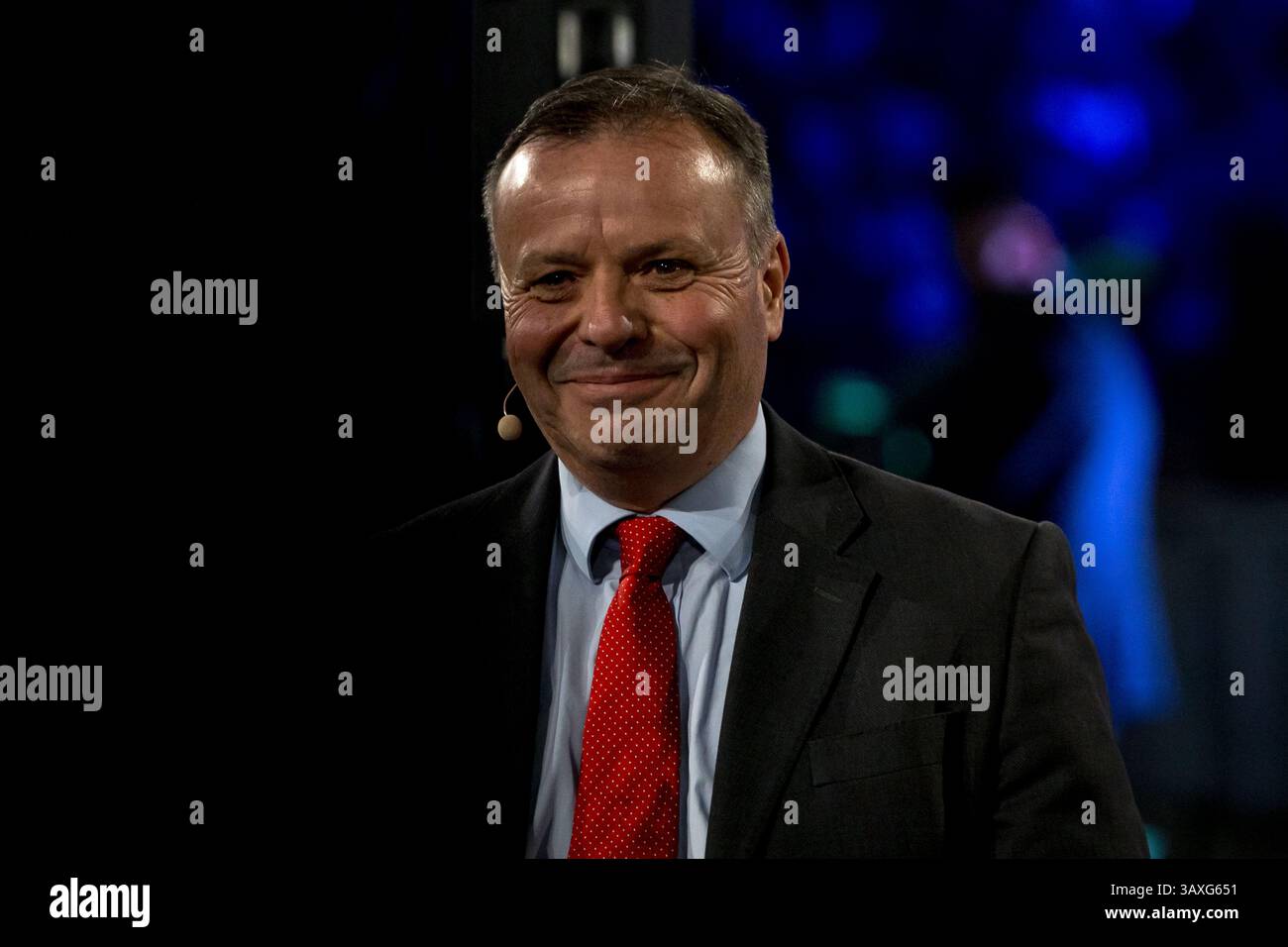 Der britische Geschäftsmann und politische Geldgeber Arron Banks stand während der Wahlkampagne Reform partyÕs vor Ort und Bürgermeister in der Utilita Arena in Birmingham. Stockfoto