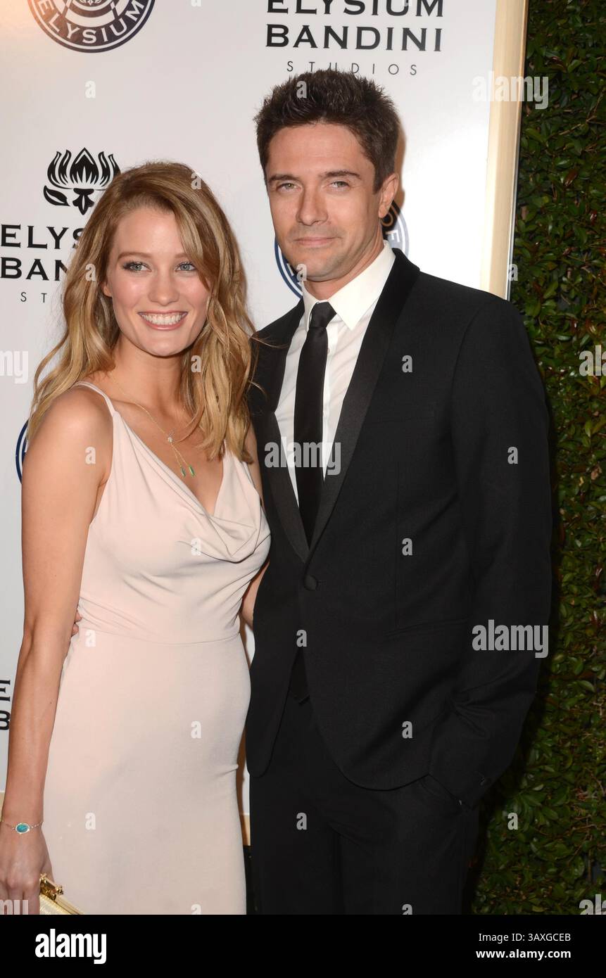 7. Januar 2017 – Los Angeles, CA, USA – LOS ANGELES – 7. JAN: Ashley Hinshaw, Topher Grace bei der Art of Elysium 10. Jährlichen Black Tie Heaven Gala in den Red Studios am 7. Januar 2017 in Los Angeles, CA (Credit Image: © hPa/Newscom via ZUMA Press) Stockfoto