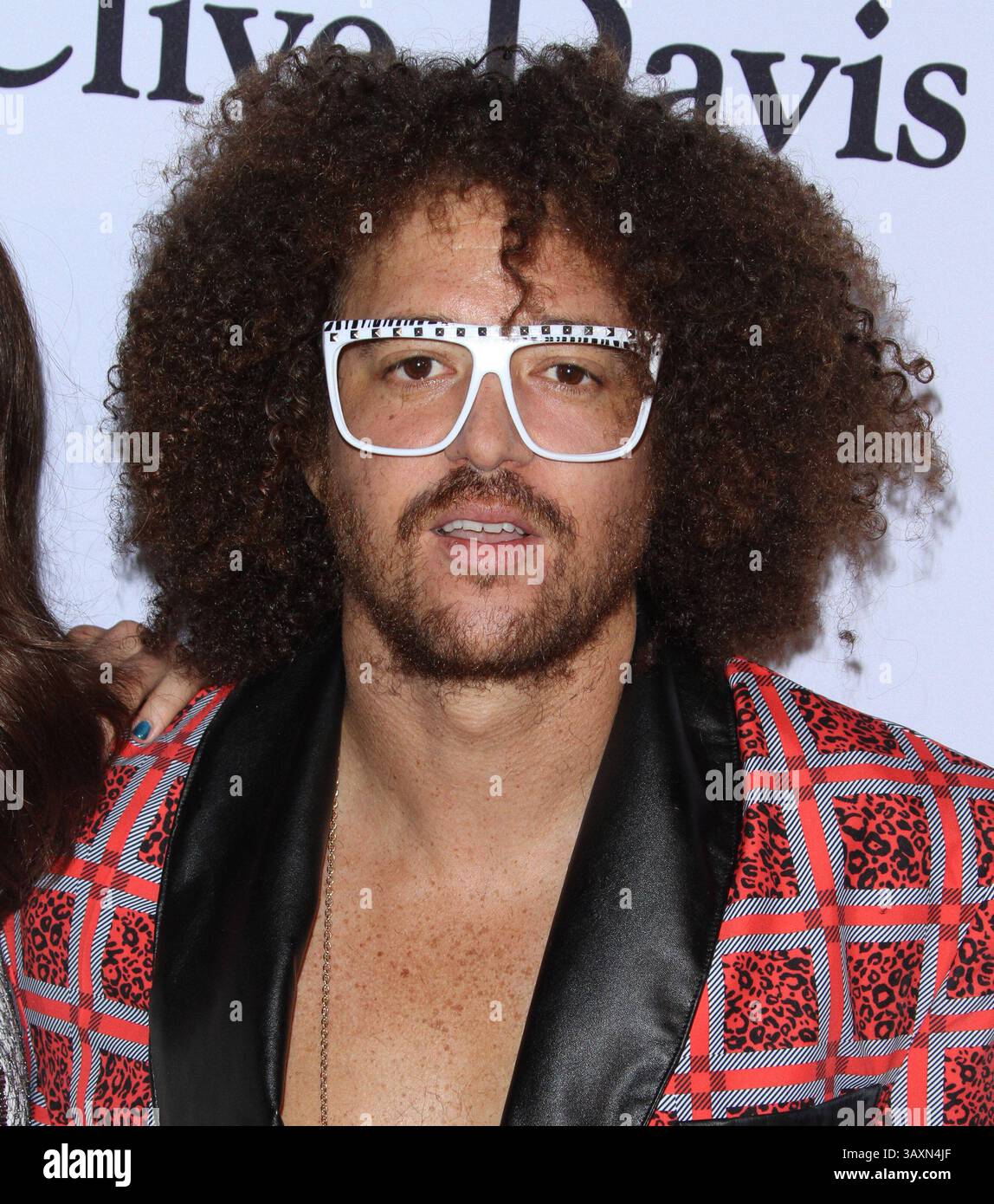 8. Februar 2015 - Los Angeles, CA, Vereinigte Staaten von Amerika - 7. Februar 2015 - Los Angeles, Kalifornien - Redfoo. Pre-GRAMMY-Gala und Gruß an Industrie-Icons mit Clive Davis zu Ehren Martin Bandier statt im Beverly Hilton Hotel. Bildnachweis: AdMedia (Kredit-Bild: © AdMedia über ZUMA Draht) Stockfoto