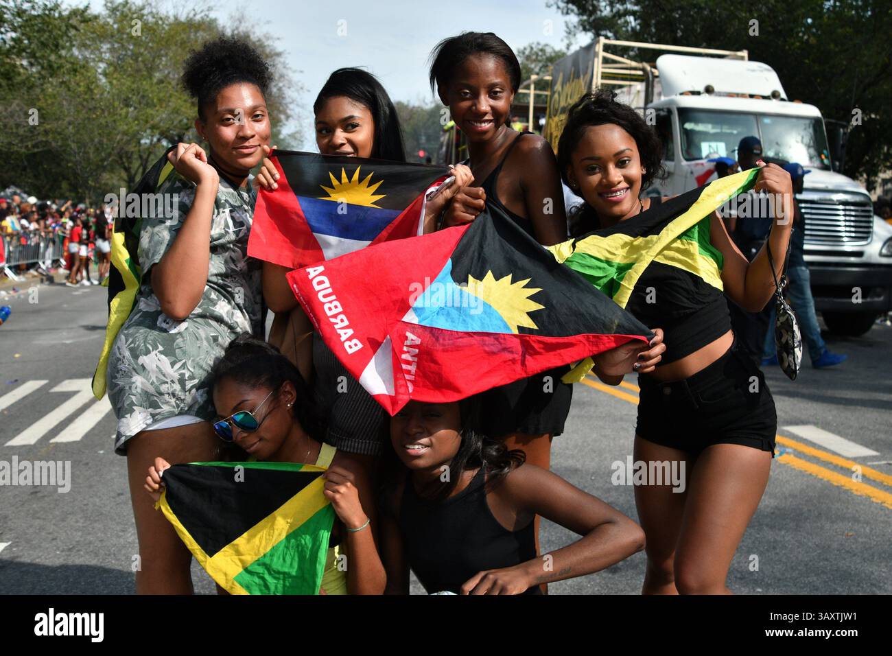 5. September 2016 – New York, New York, Vereinigte Staaten – Revelers nehmen am 5. September 2016 an der jährlichen West Indies Parade in Brooklyn Teil (Credit Image: © Curtis Means/Ace Pictures via ZUMA Press) Stockfoto