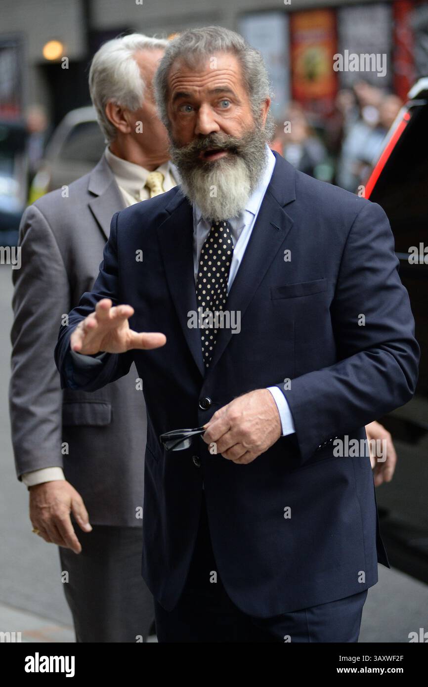1. November 2016 - New York, NY, USA - November 2016 New York City. Mel Gibson kam am November 2016 in New York City an, um einen Auftritt in The Late Show with Stephen Colbert aufzunehmen. (Foto: © Kristin Callahan/Ace Pictures via ZUMA Press) Stockfoto